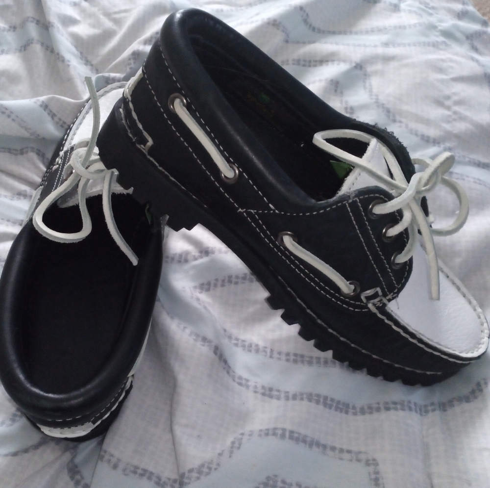 Timberland Leather Topsiders Brand new, no tags